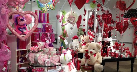 vintage inspired valentines day jewelry vendor display